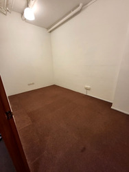Midview City (D20), Office #576745151